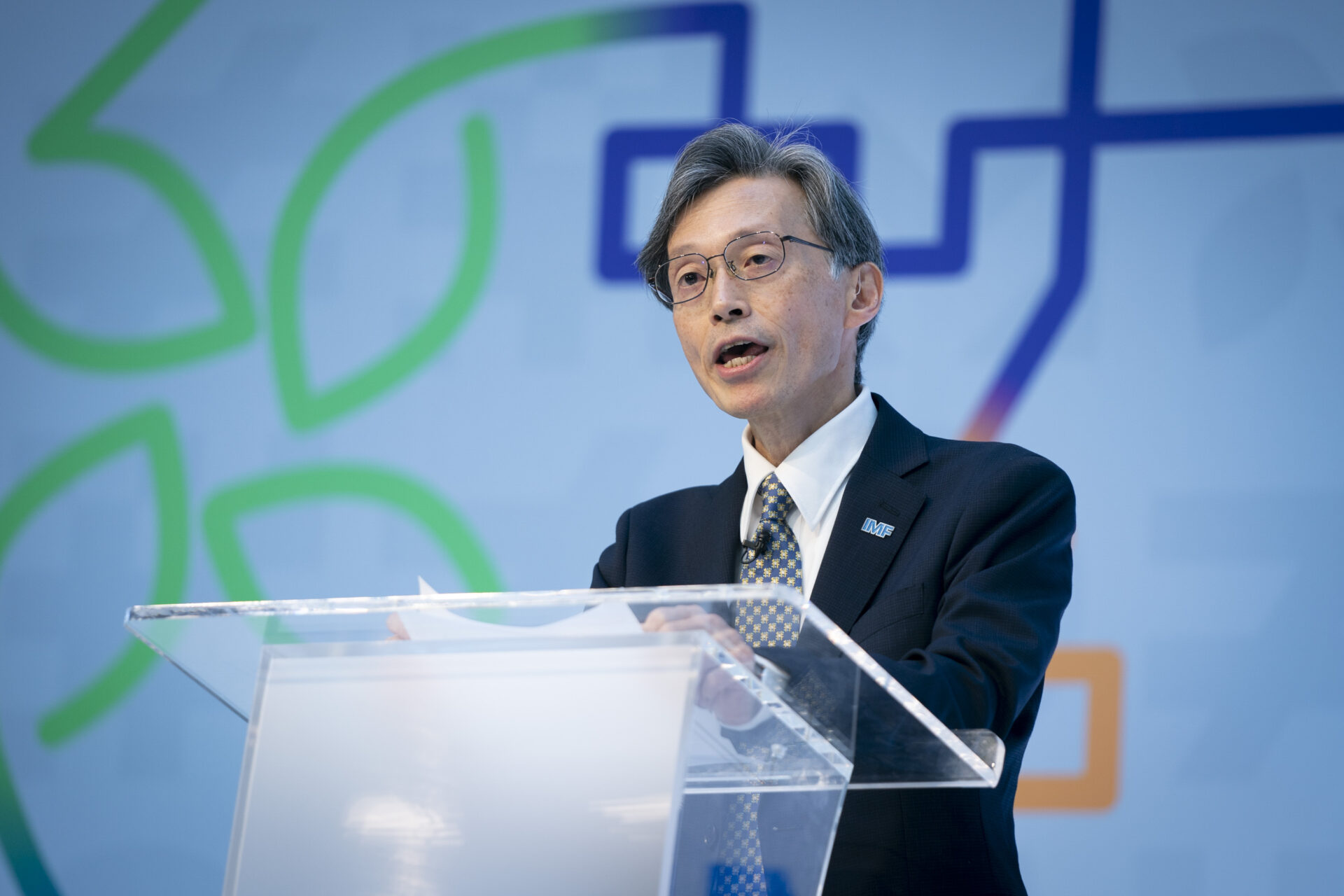Kenji Okamura, IMF